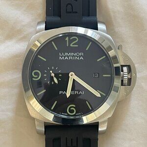 Panerai Luminor watch
